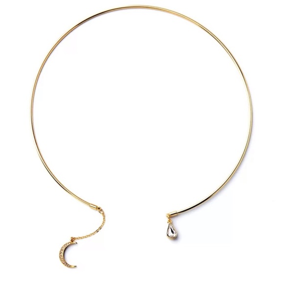 Jewelry - Moon Necklace